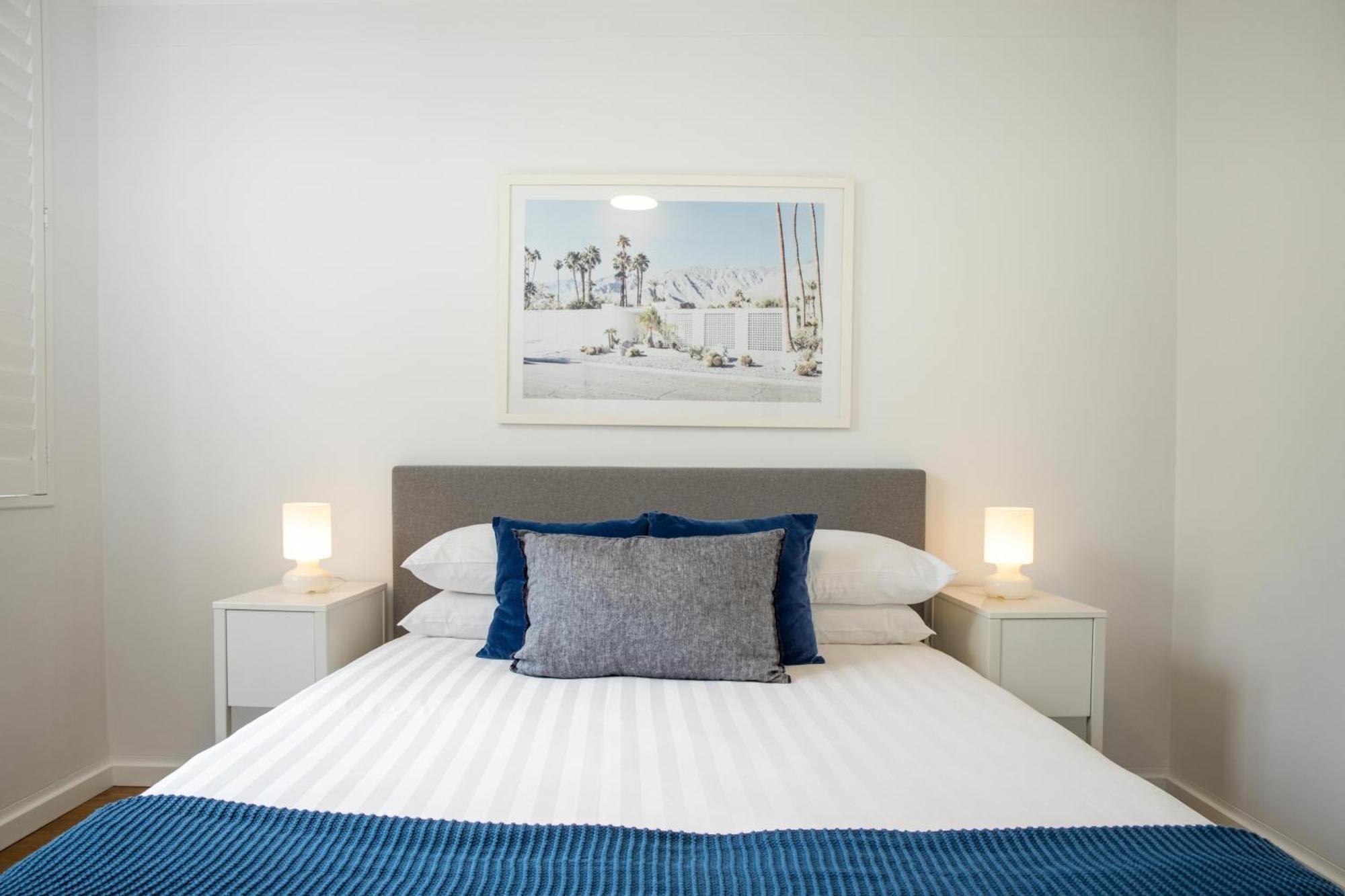 Chic Apartment Footsteps From Manly Beach سيدني الغرفة الصورة